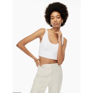 Aritzia babaton contour scoopneck tank